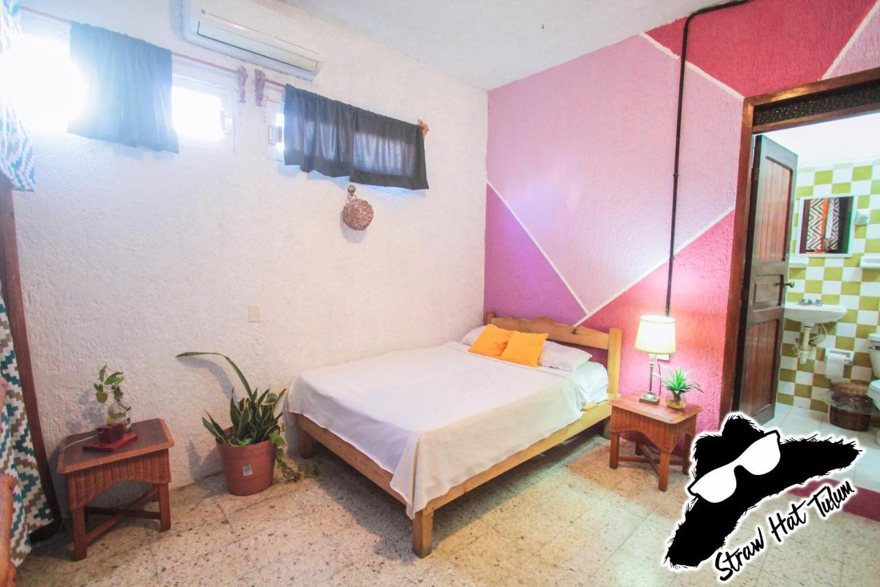 Straw Hat Hostel & Rooftop Bar Tulum Kültér fotó